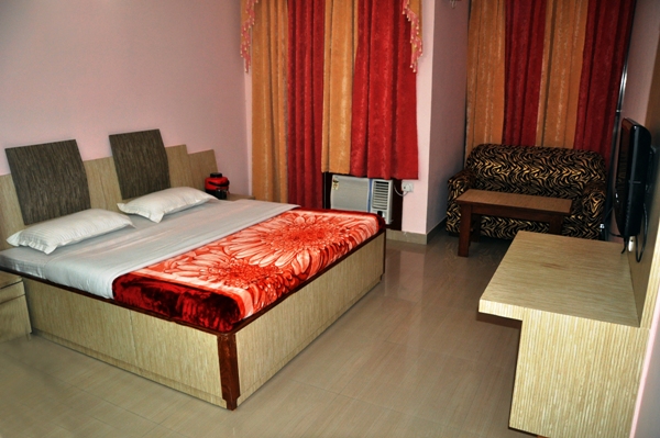 Hotel in Katra, Lodges in Katra